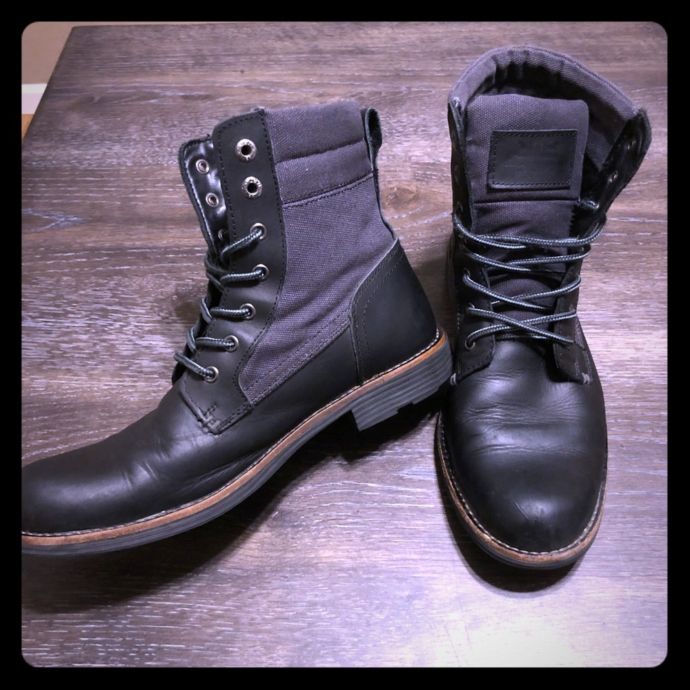 Levi’s Jax II Engineer Boot Size 10